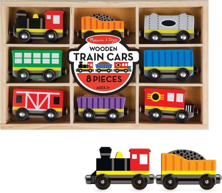 Melissa & Doug Wooden Train Cars (8 pcs)