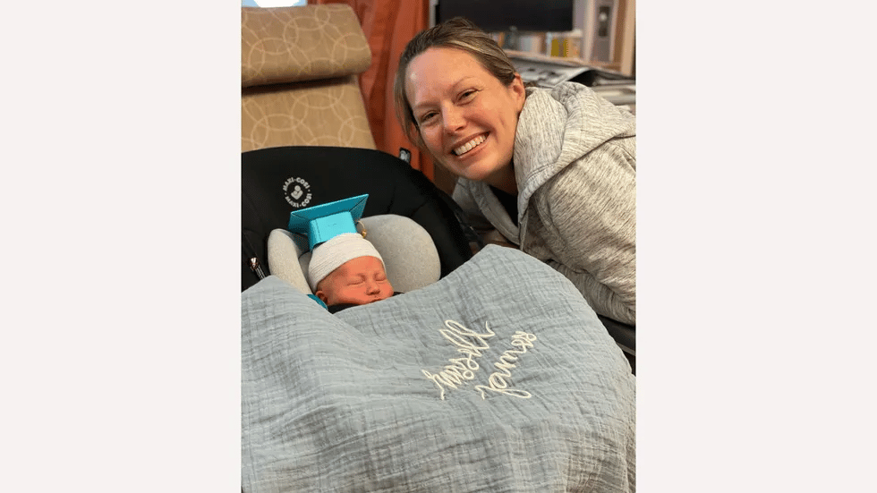 dylan-dreyer-third-baby