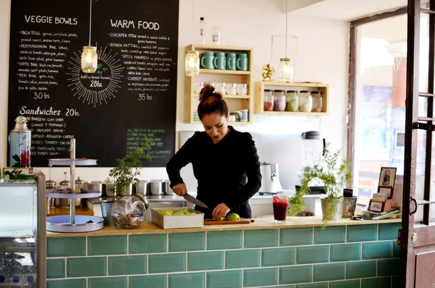 woman working in a cafe