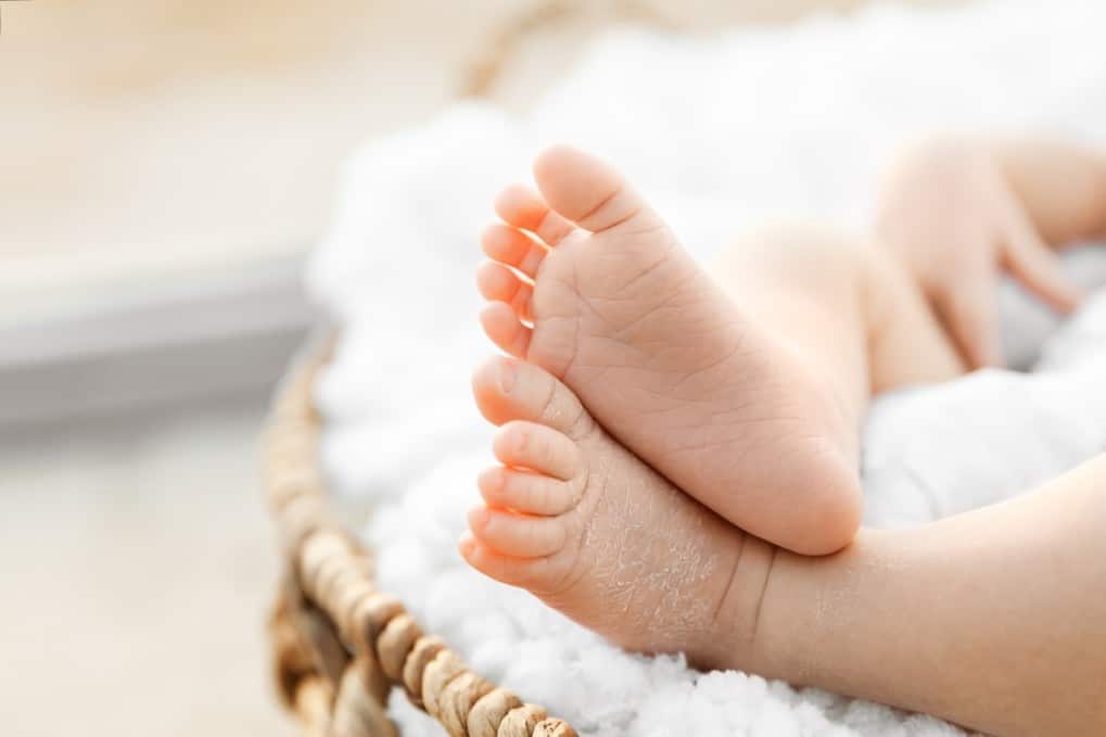 newborn feet