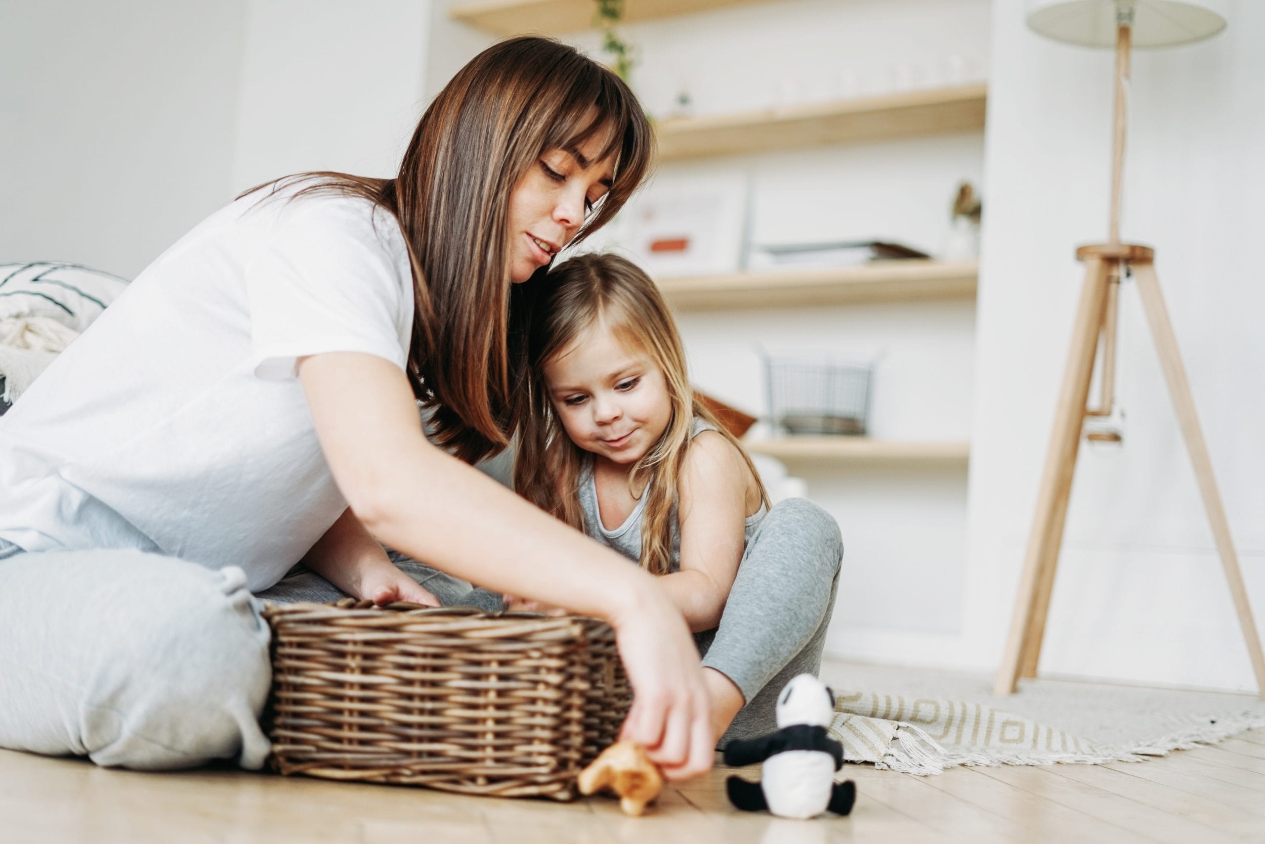 mom playing with daughter