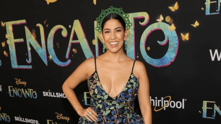 Stephanie Beatriz Encanto premiere