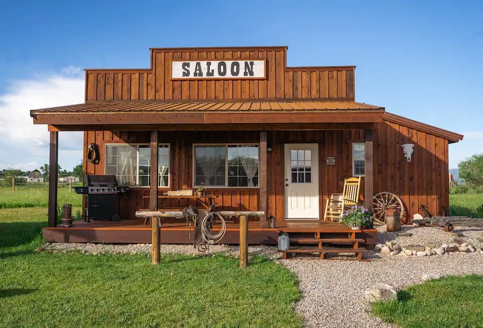 saloon airbnb Motherly