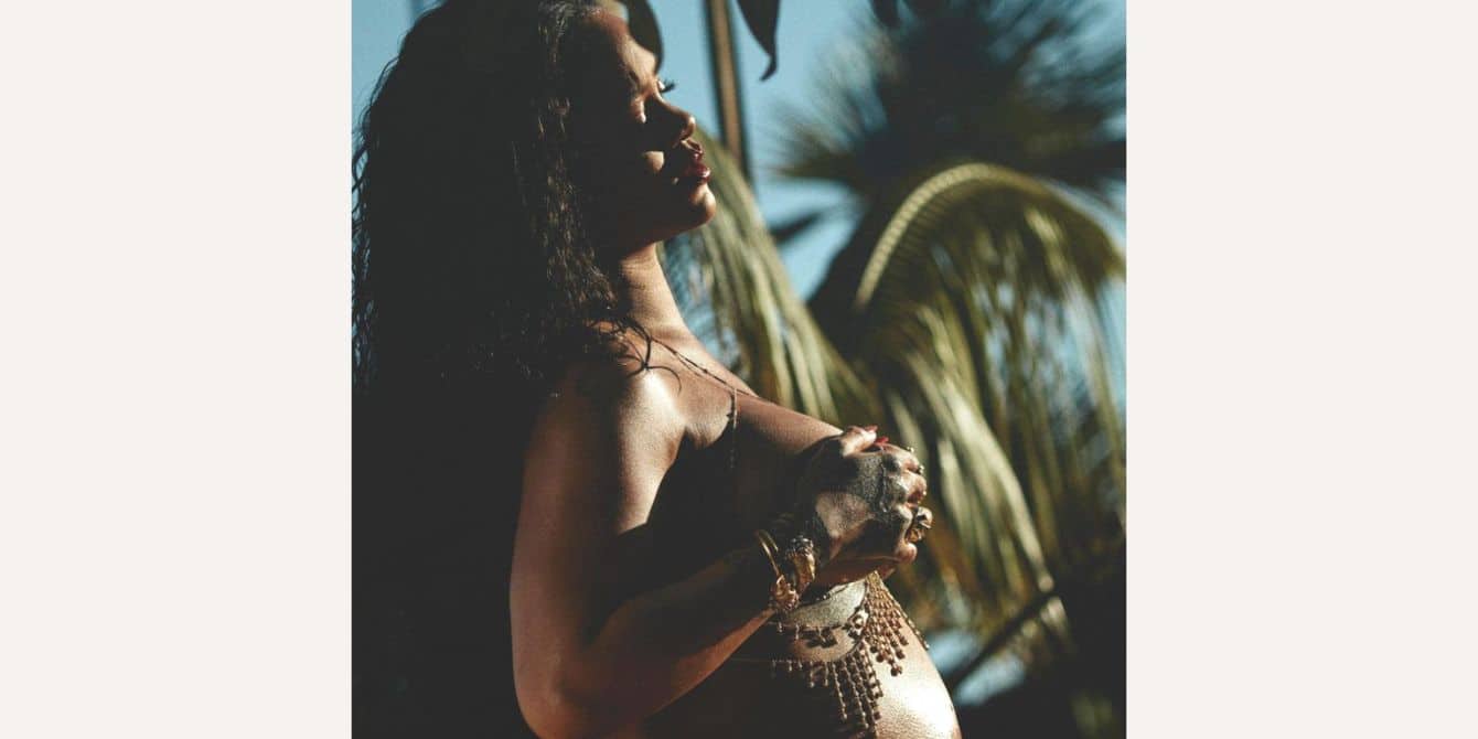 Rihanna pregnancy photos