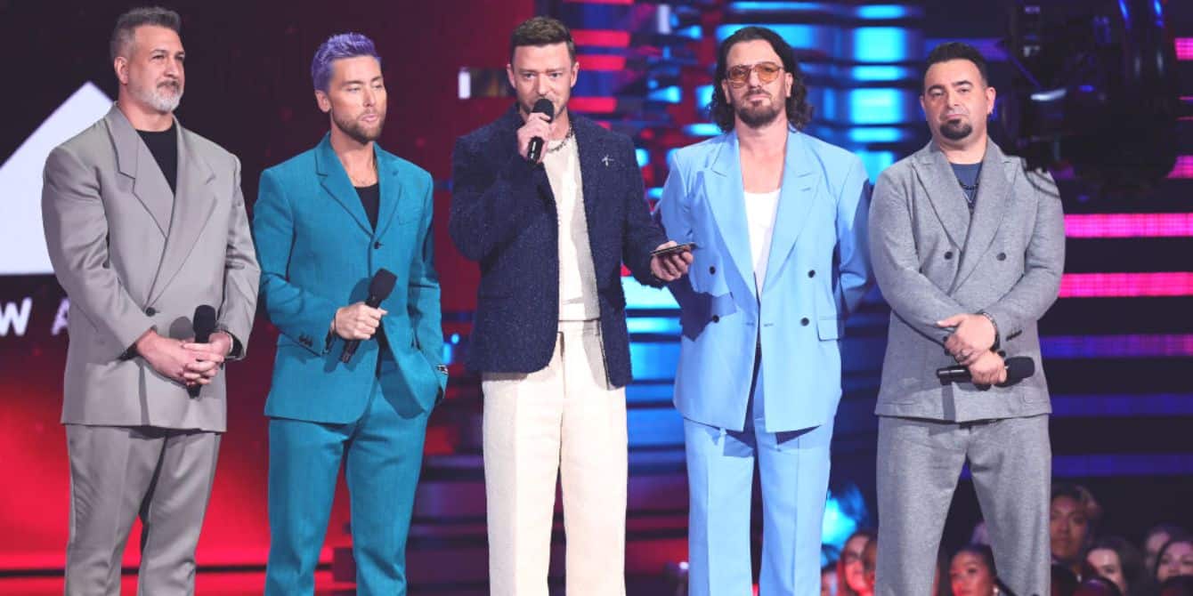 Nsync reunites at MTV VMAs