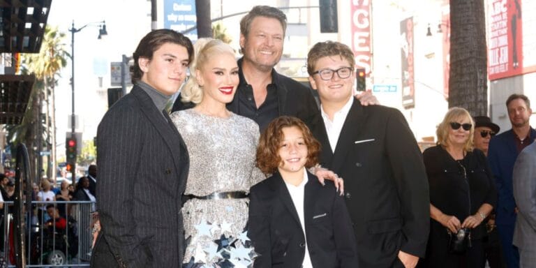 Gwen Stefani gets Hollywood Walk of Fame star