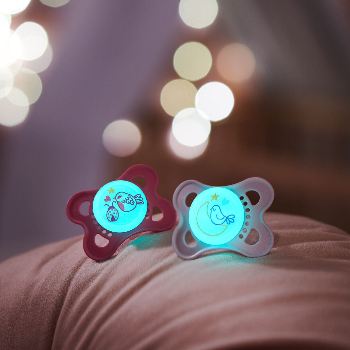 MAM pacifiers glow in the dark