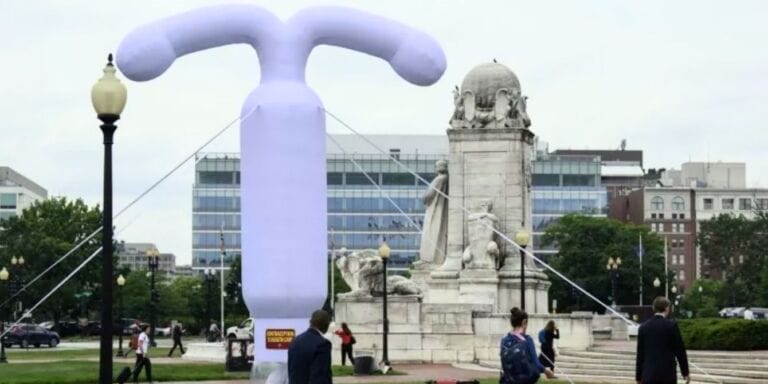 Giant IUD in Washington, D.C.